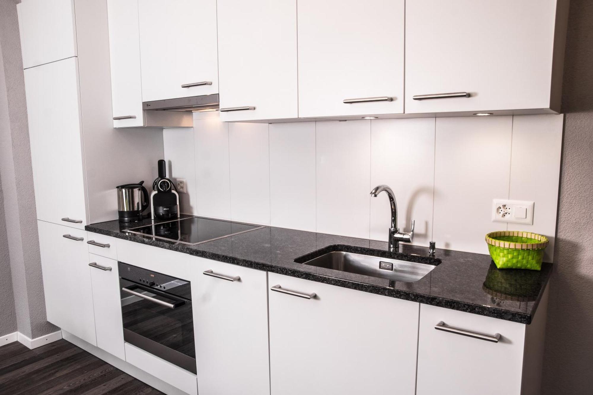 RELOC Serviced Apartments Zurich-Oerlikon Zimmer foto